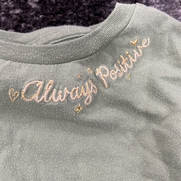 Girls sweater size medium - Picture 2 of 3